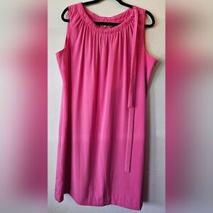 Elegant Pink Sleeveless Dress